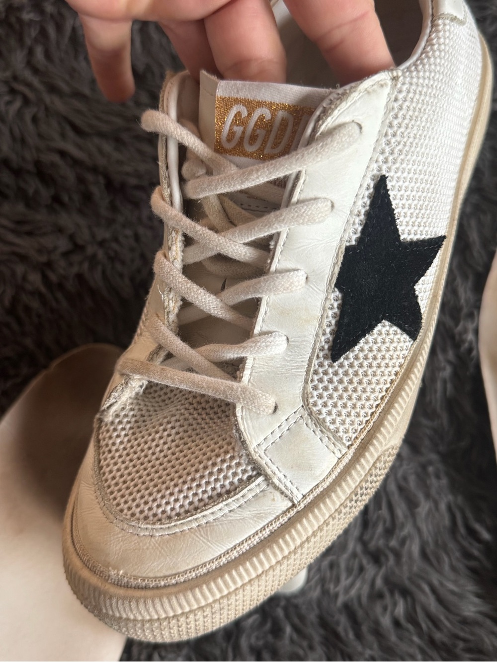 Golden Goose Cream and White Low-Top Sneaker - Picture 2 of 9